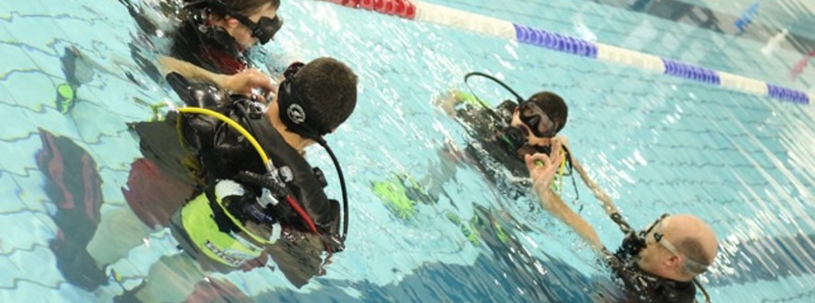 Try Scuba diving experience at Hatfield Swim Centre